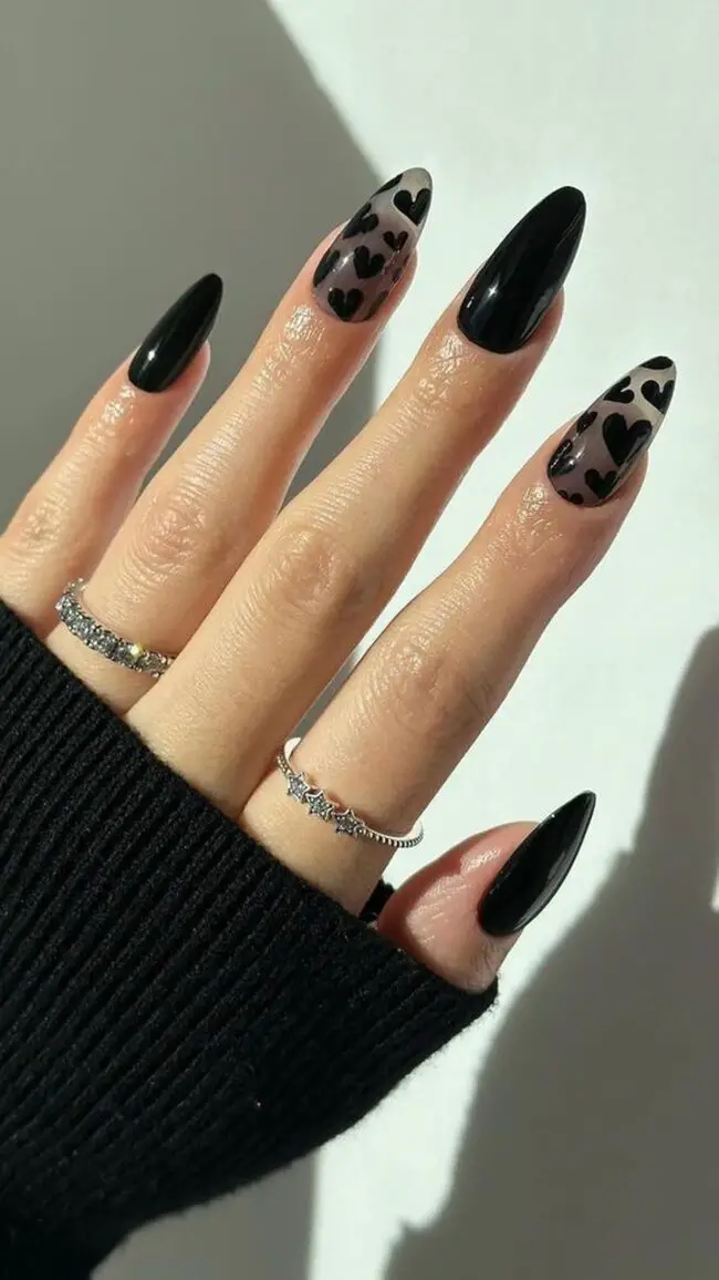 How to Choose Bold Black Nail Designs for Valentine’s Day