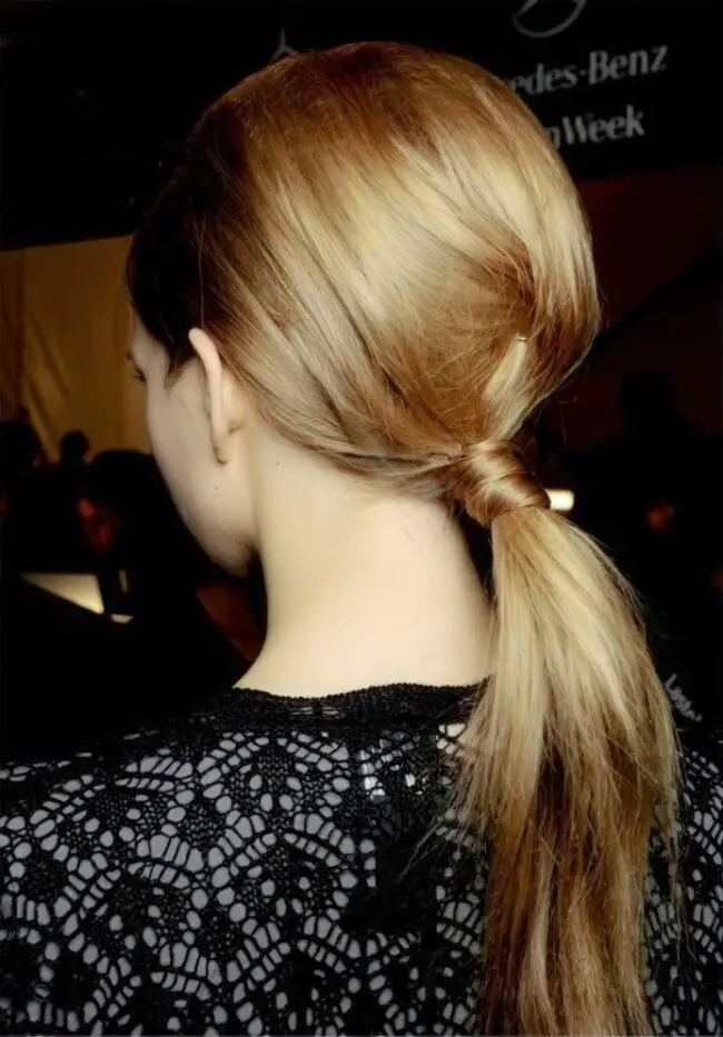 Chic Two-Tone Low Ponytail Twist