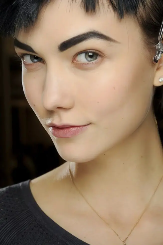 Striking Intense Brows and Glowing Skin